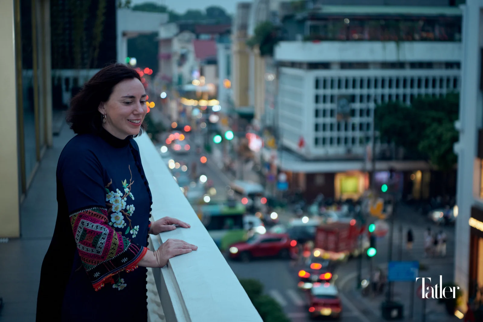 Thành phố trong mơ của tôi sẽ giữ được sự cân bằng ấy: nơi nông dân, ngư dân, nghệ nhân, và nhà đổi mới cùng chung một hệ sinh thái; nơi con người học hỏi từ đất, tôn vinh nghề truyền thống và mở cửa với thế giới; nơi mỗi góc phố có thể khơi gợi một câu chuyện - và chính trong những câu chuyện ấy, Việt Nam thật sự là một cửa sổ mở ra thế giới.